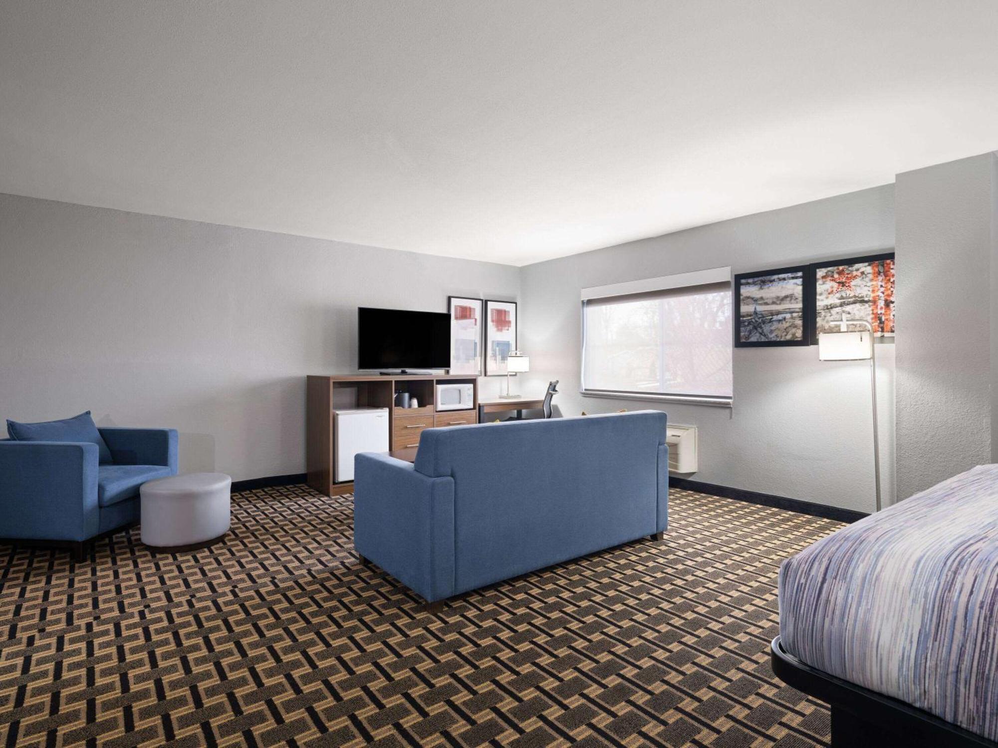 Americinn By Wyndham Woodstock Il Екстер'єр фото