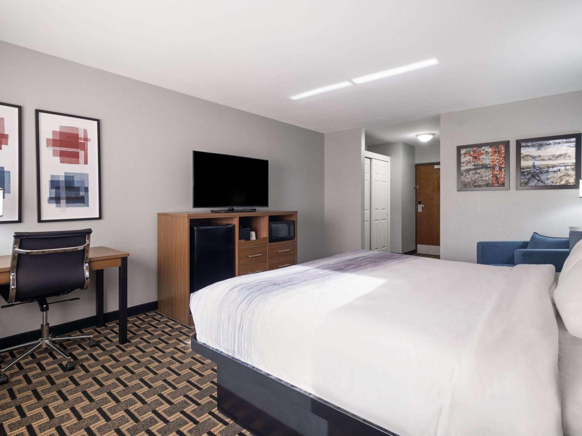 Americinn By Wyndham Woodstock Il Екстер'єр фото