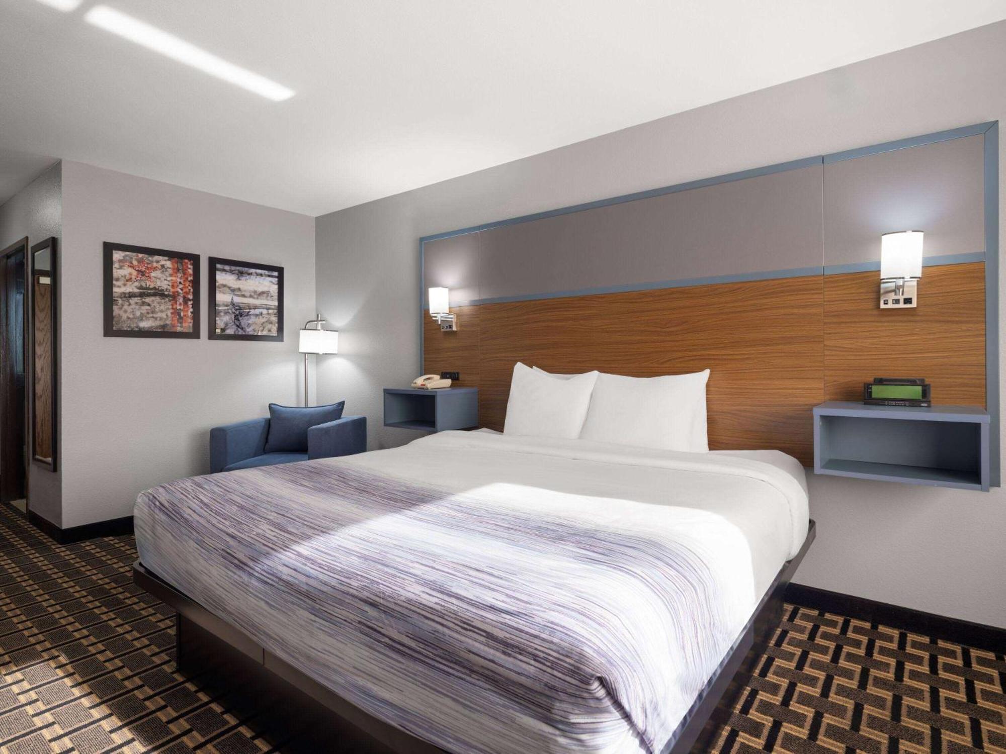 Americinn By Wyndham Woodstock Il Екстер'єр фото